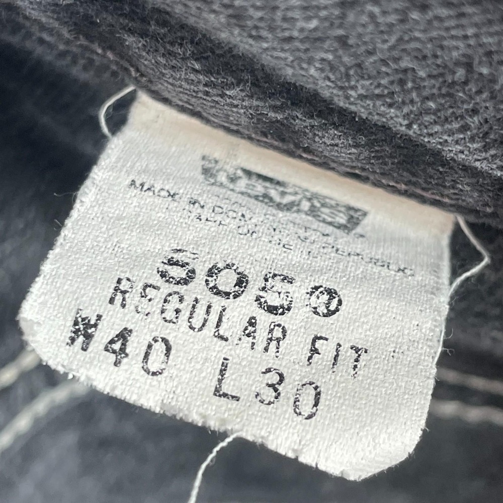 VTG Levis Jeans Mens 40x30 Actual 38x30 Black Regular Fit Red Tab Straight Leg - Picture 2 of 16